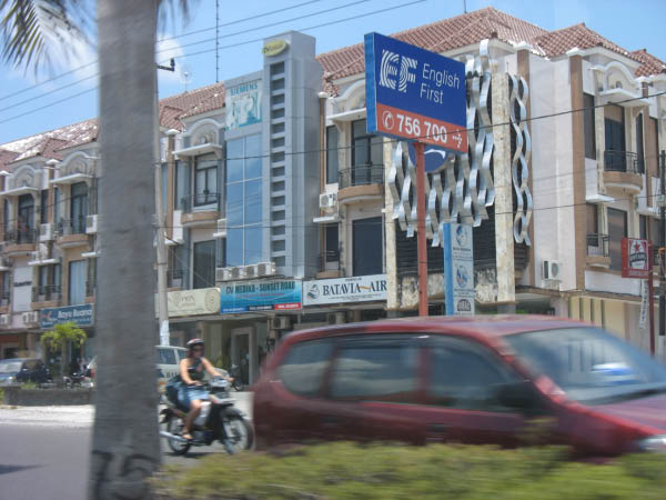 071016-123432