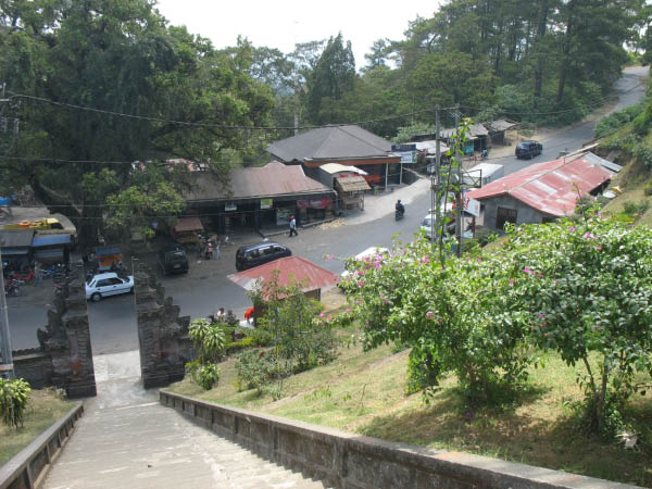 071023-125646